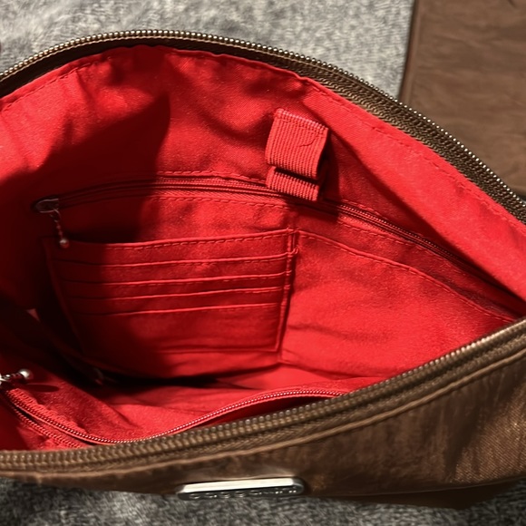 Baggallini Brown Nylon Crossbody. - Picture 6 of 13